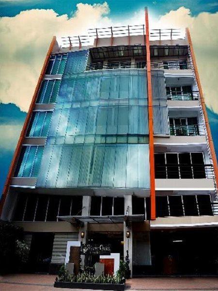 Silver Oaks Suites & Hotel Manila Bagian luar foto
